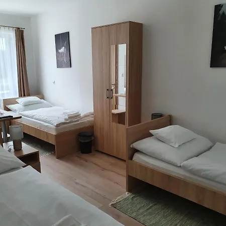 Hotell Platina Panzio*** *
